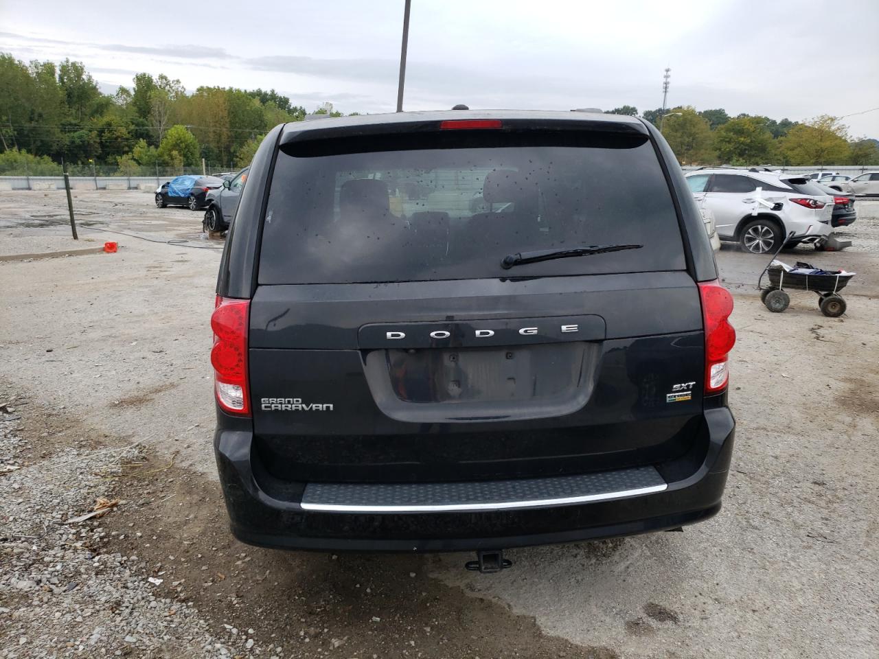 2018 Dodge Grand Caravan Sxt VIN: 2C4RDGCG3JR208006 Lot: 71361615