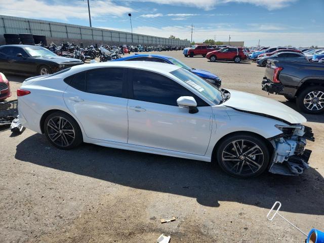  TOYOTA CAMRY 2025 Белы