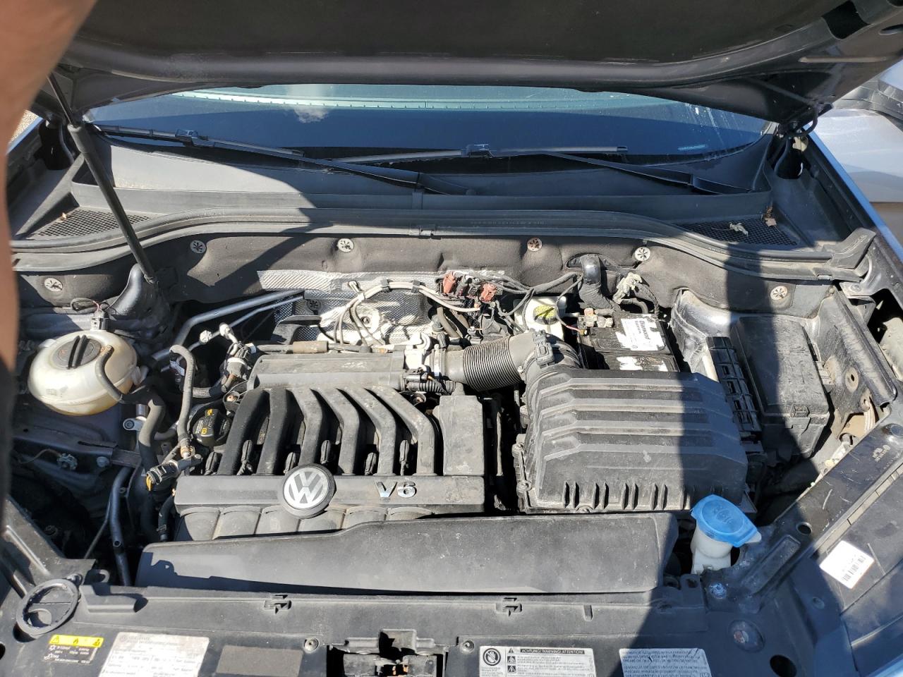 2018 Volkswagen Atlas VIN: 1V2HR2CA5JC502560 Lot: 84180885