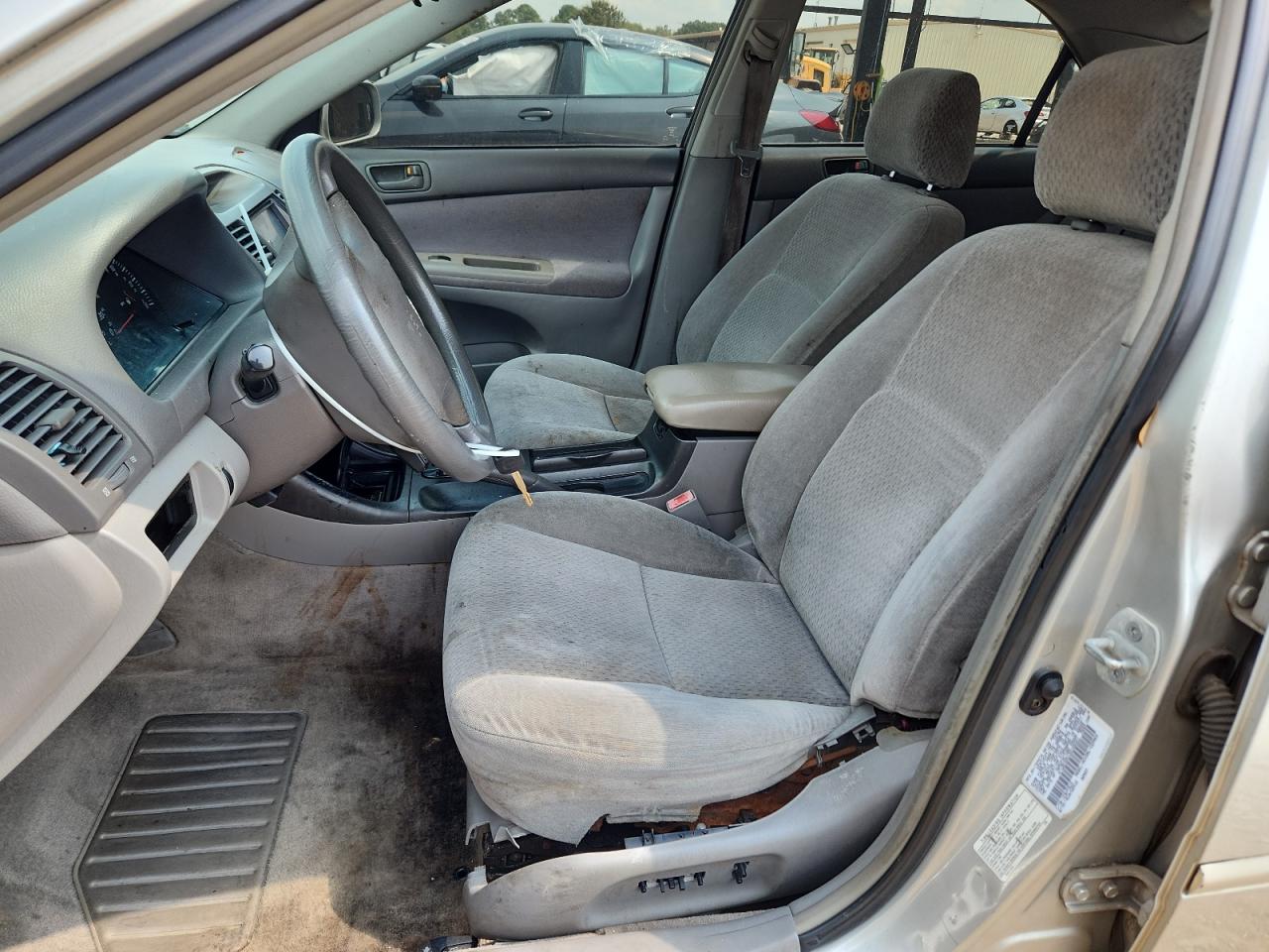 2003 Toyota Camry Le VIN: 4T1BE32K13U156261 Lot: 71731545