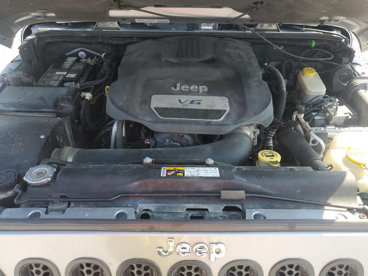 2014 Jeep Wrangler Unlimited Sahara VIN: 1C4BJWEG2EL183003 Lot: 81305845