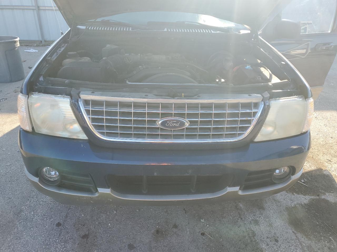 2004 Ford Explorer Eddie Bauer VIN: 1FMZU74W44UB78040 Lot: 84029215