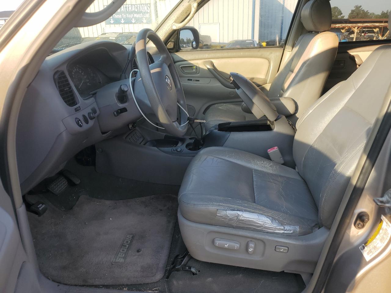 2005 Toyota Sequoia Sr5 VIN: 5TDZT34A25S240237 Lot: 80899745