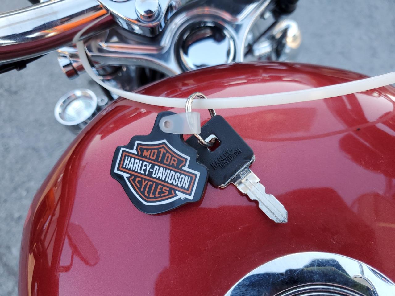 2005 Harley-Davidson Xl883 L VIN: 1HD4CMM385K407773 Lot: 80644505