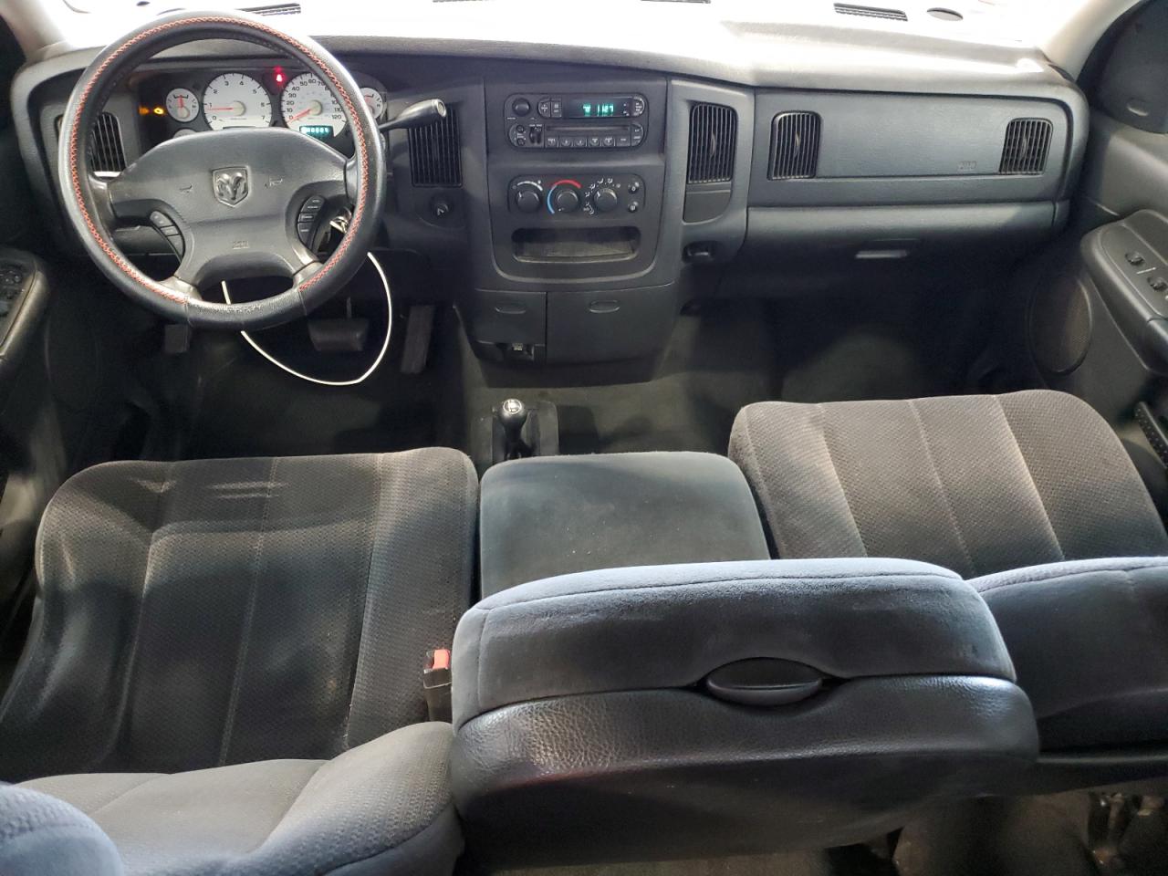 2002 Dodge Ram 1500 VIN: 3D7HU18N42G211770 Lot: 82081375