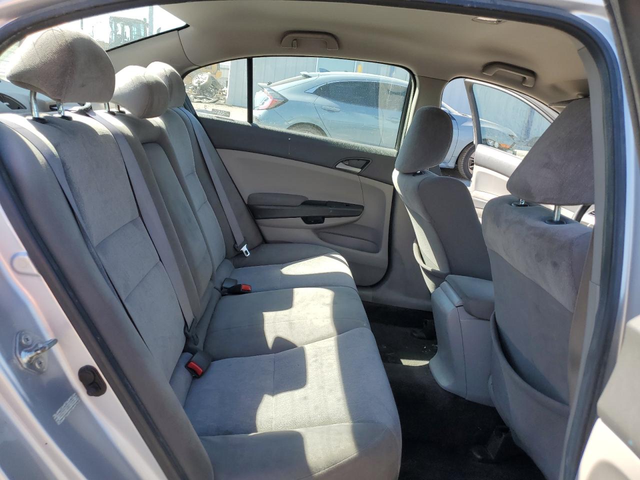 2010 Honda Accord Lxp VIN: 1HGCP2F47AA074253 Lot: 83823415