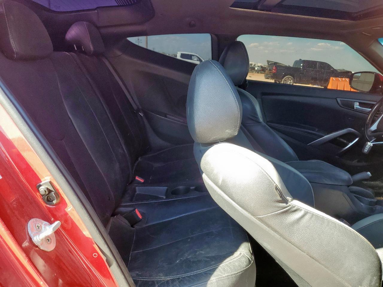 2016 Hyundai Veloster Turbo VIN: KMHTC6AE9GU292537 Lot: 84834555