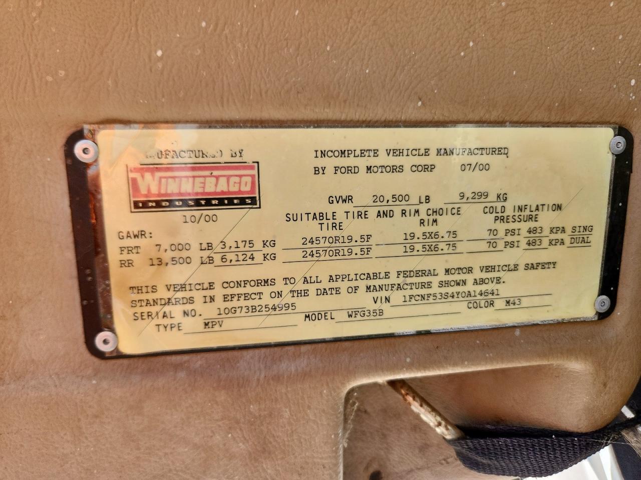 2001 Winnebago Adventurer VIN: 1FCNF53S4Y0A14641 Lot: 80494105