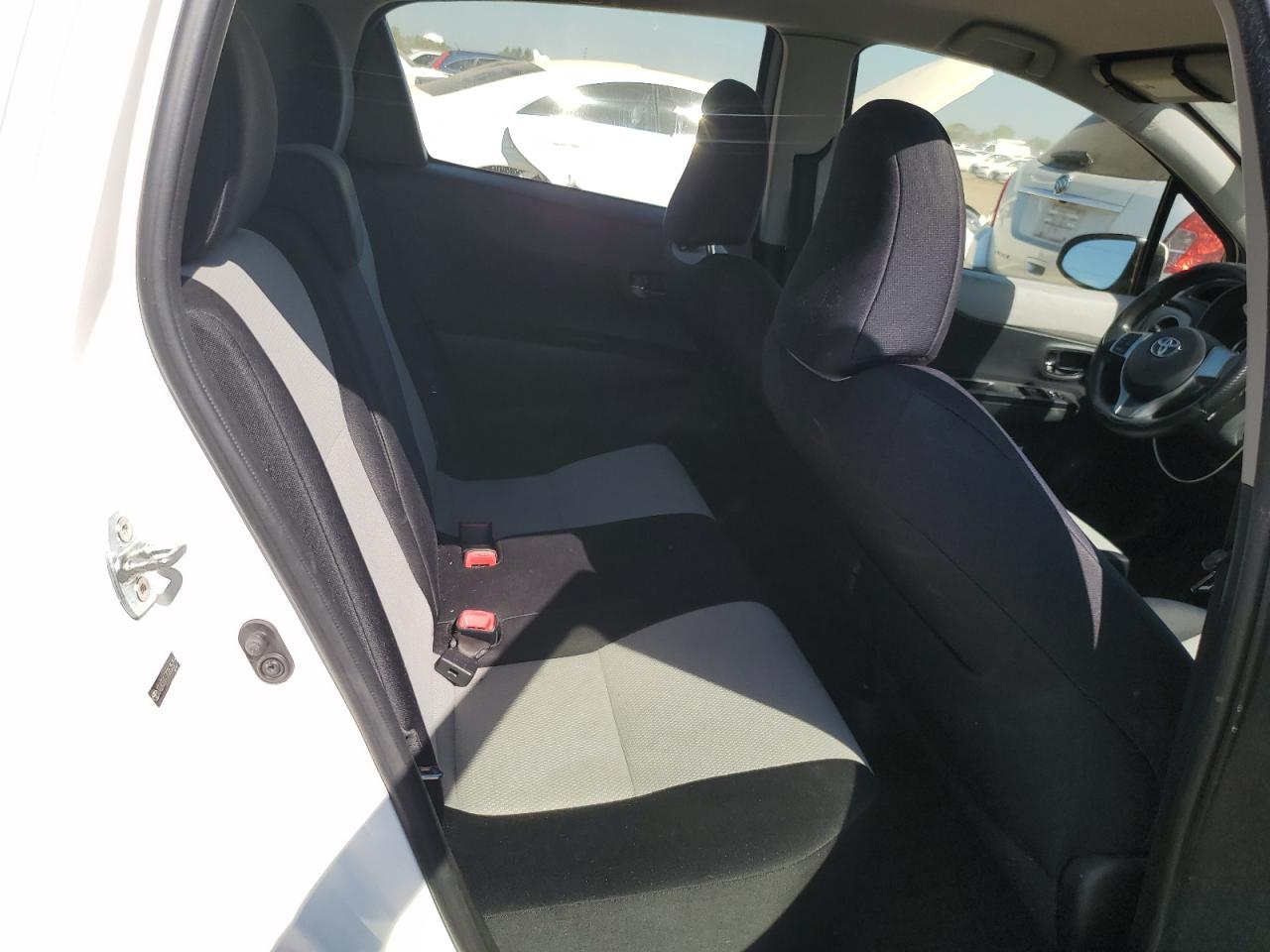 2012 Toyota Yaris VIN: JTDKTUD37CD535755 Lot: 80723255