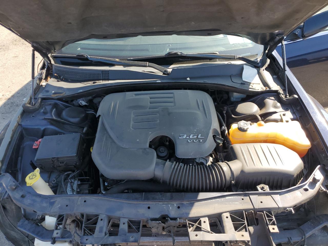 2012 Chrysler 300 VIN: 2C3CCAAG1CH129746 Lot: 81338645