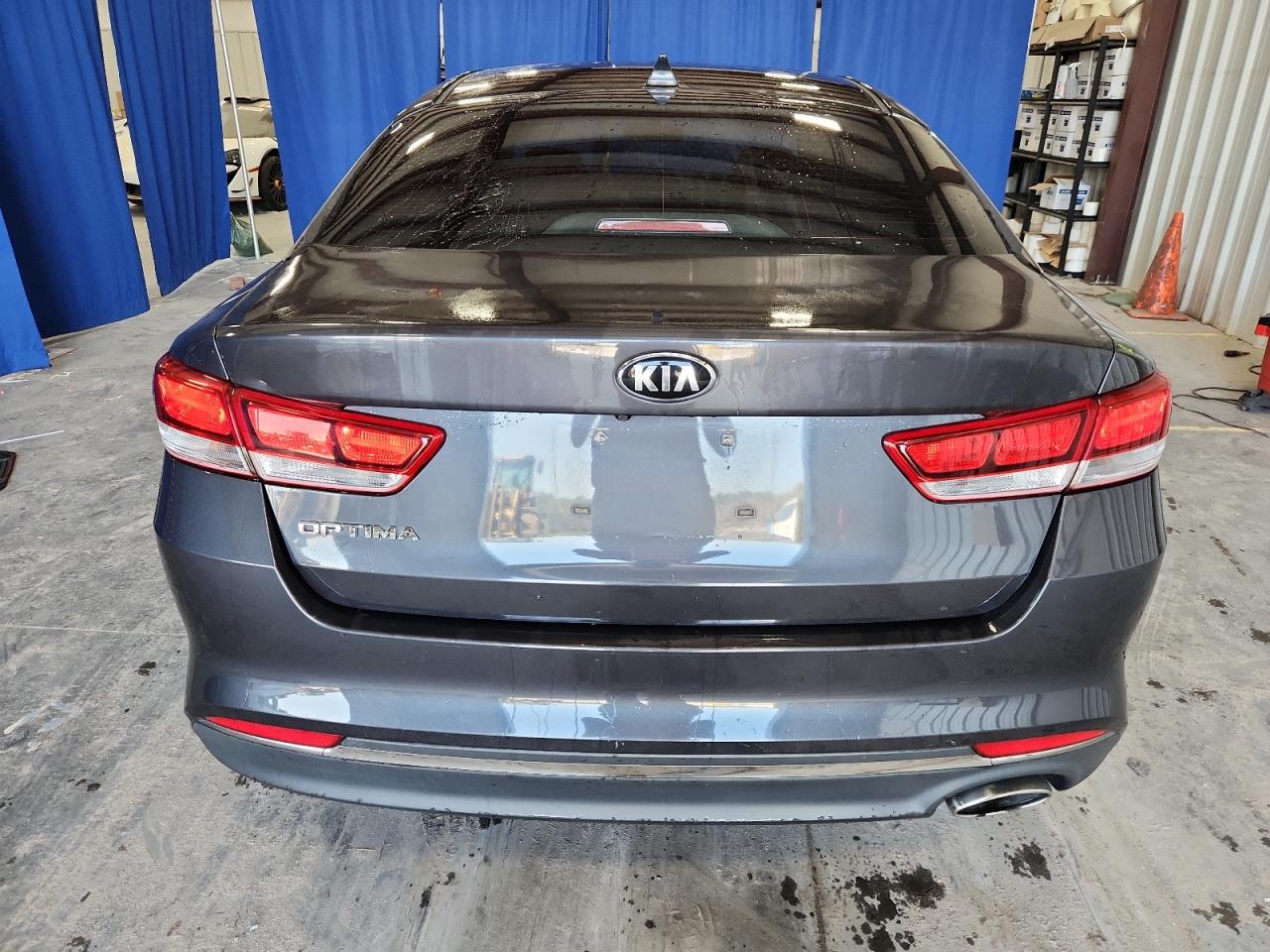 2017 Kia Optima Lx VIN: 5XXGT4L37HG155724 Lot: 81062905