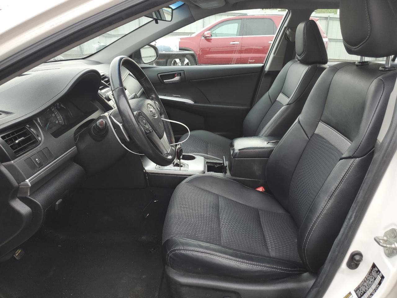 2014 Toyota Camry L VIN: 4T1BF1FK4EU405912 Lot: 81916105