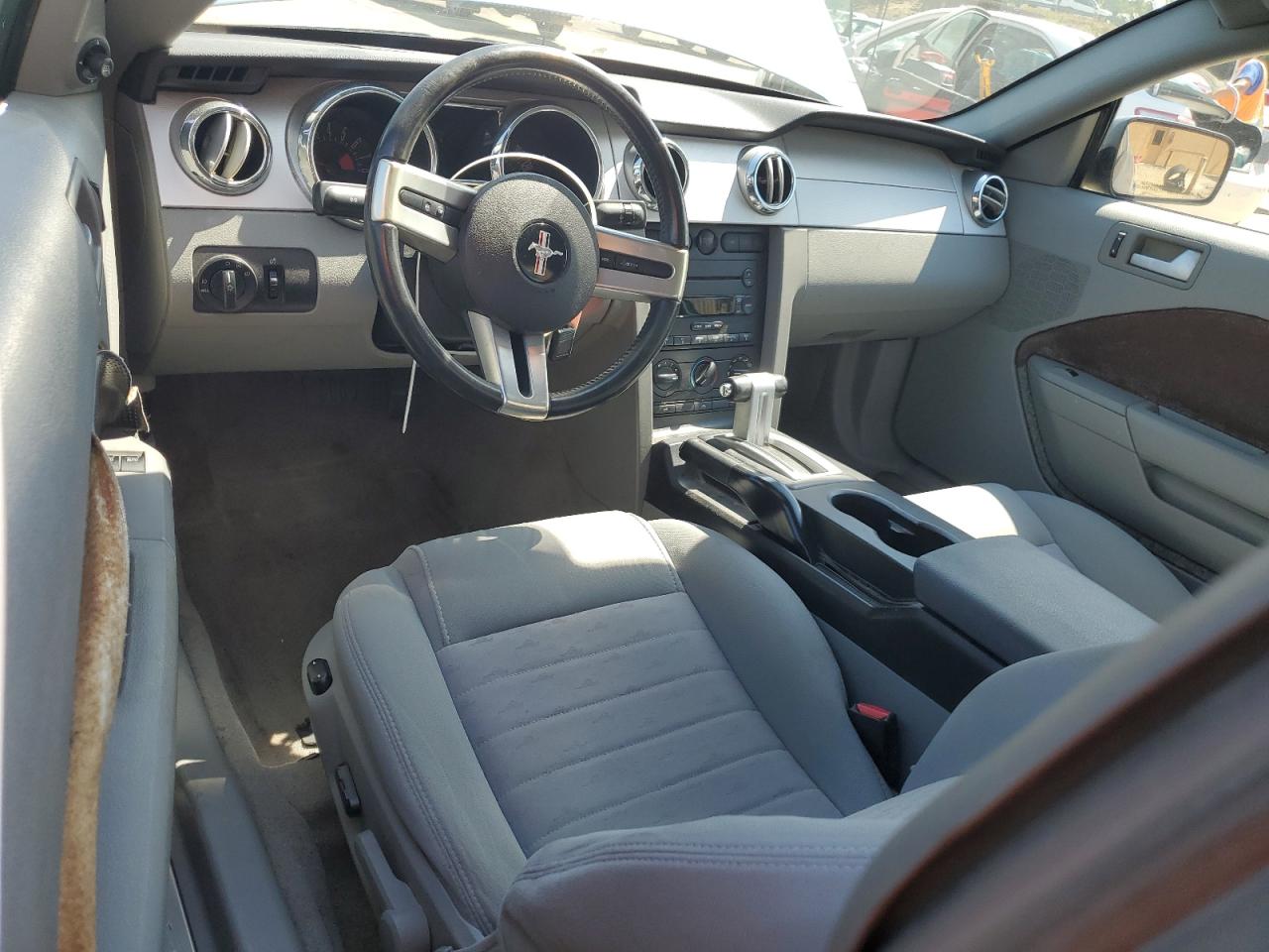 2005 Ford Mustang Gt VIN: 1ZVFT82H955234518 Lot: 83818185