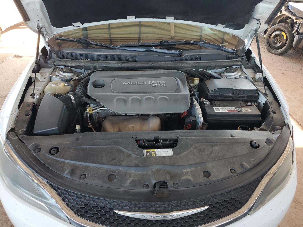 2015 Chrysler 200 C VIN: 1C3CCCCB2FN619041 Lot: 84483465