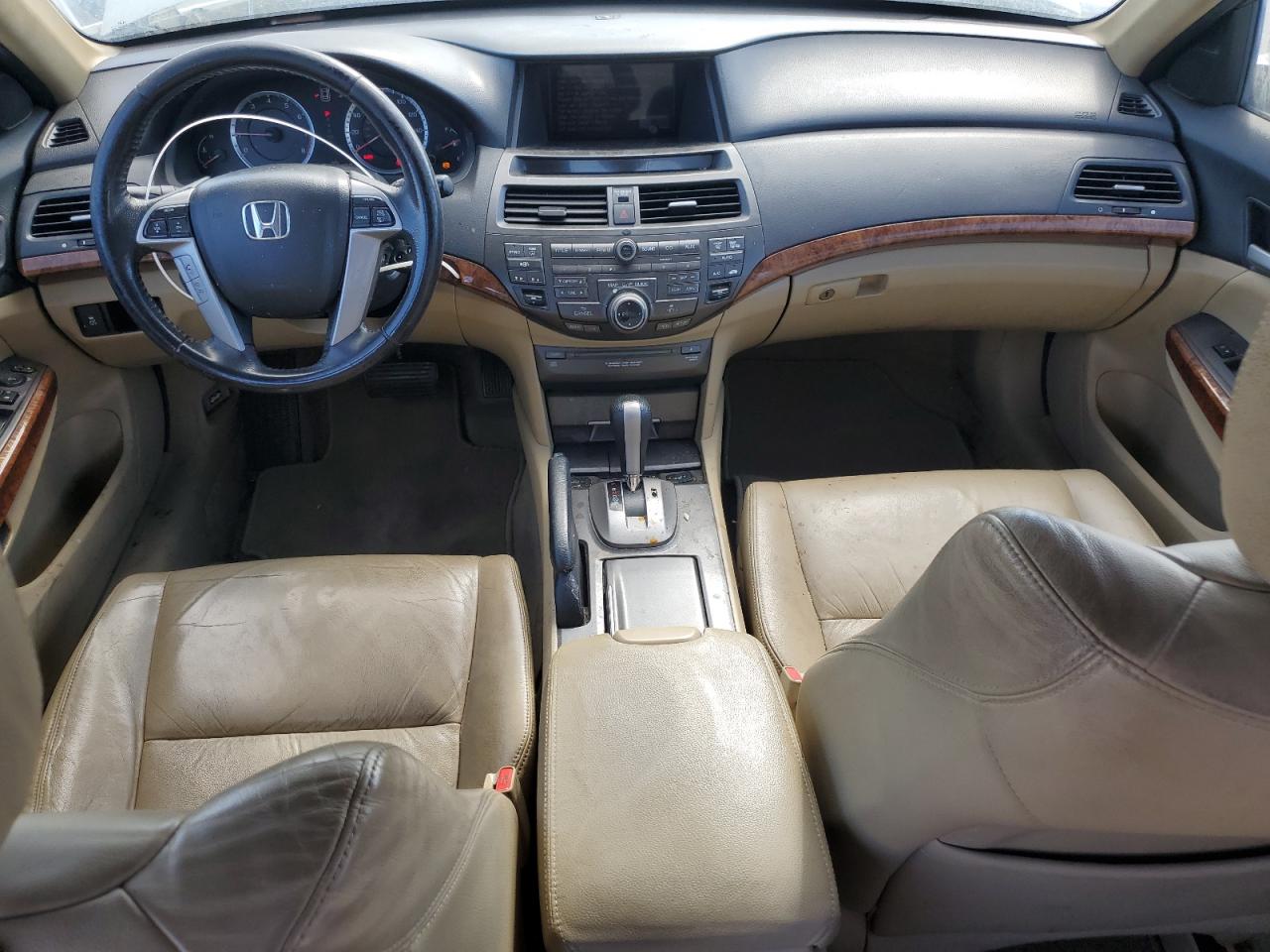 2011 Honda Accord Exl VIN: 1HGCP3F83BA009300 Lot: 71311205