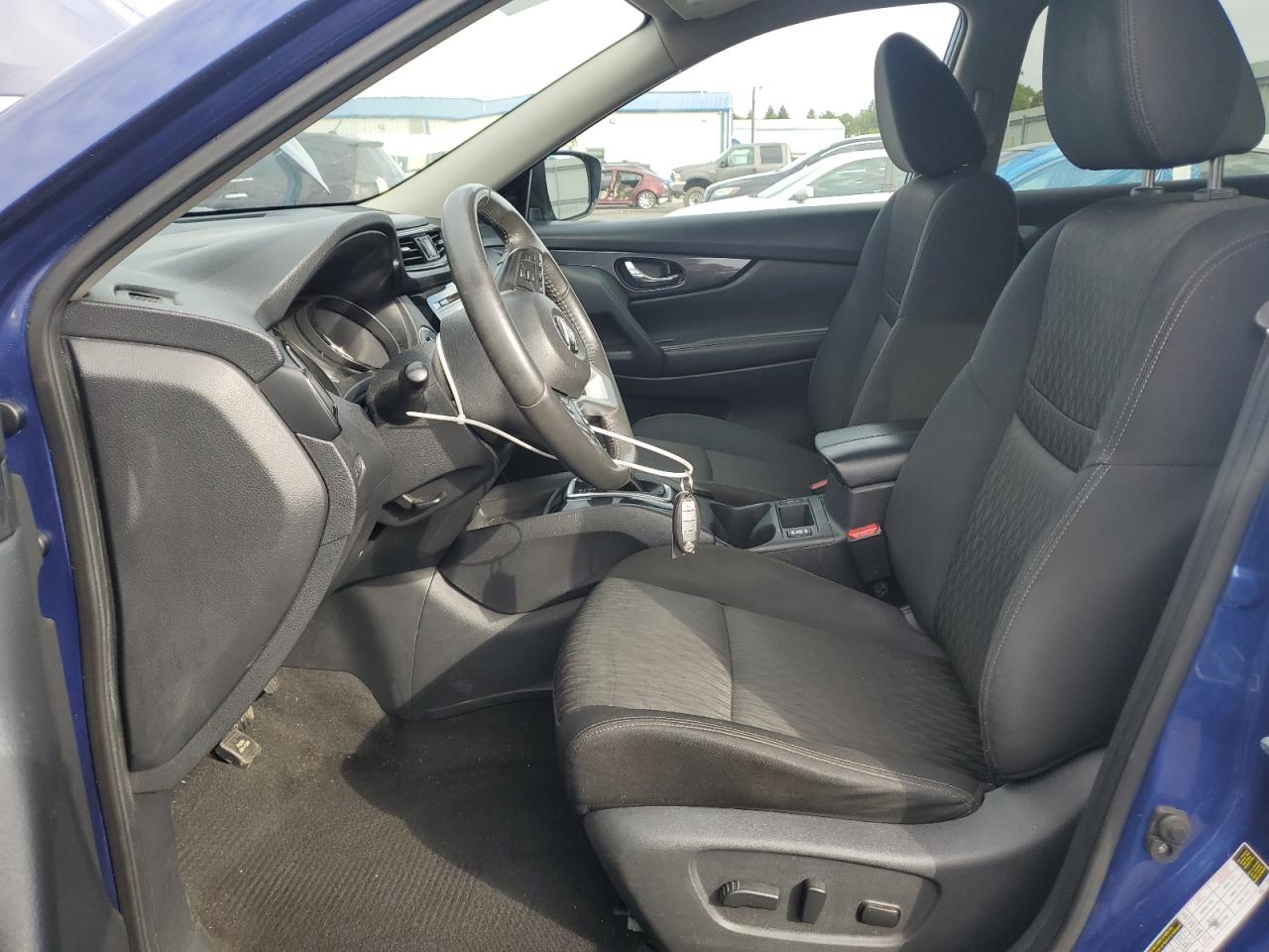 2017 Nissan Rogue S VIN: KNMAT2MT0HP592658 Lot: 81811625