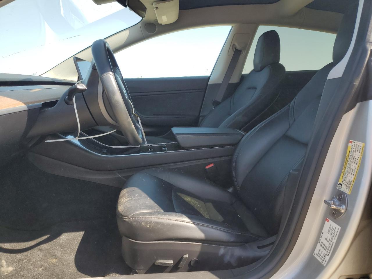 2018 Tesla Model 3 VIN: 5YJ3E1EA3JF061061 Lot: 81924505