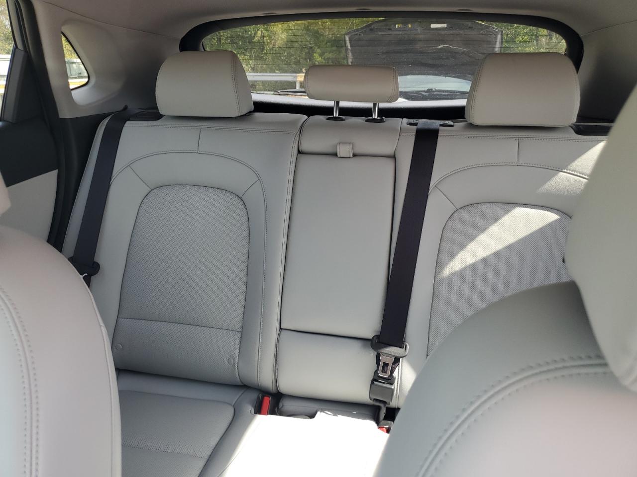 2022 Hyundai Kona Limited VIN: KM8K53A34NU843523 Lot: 84270395