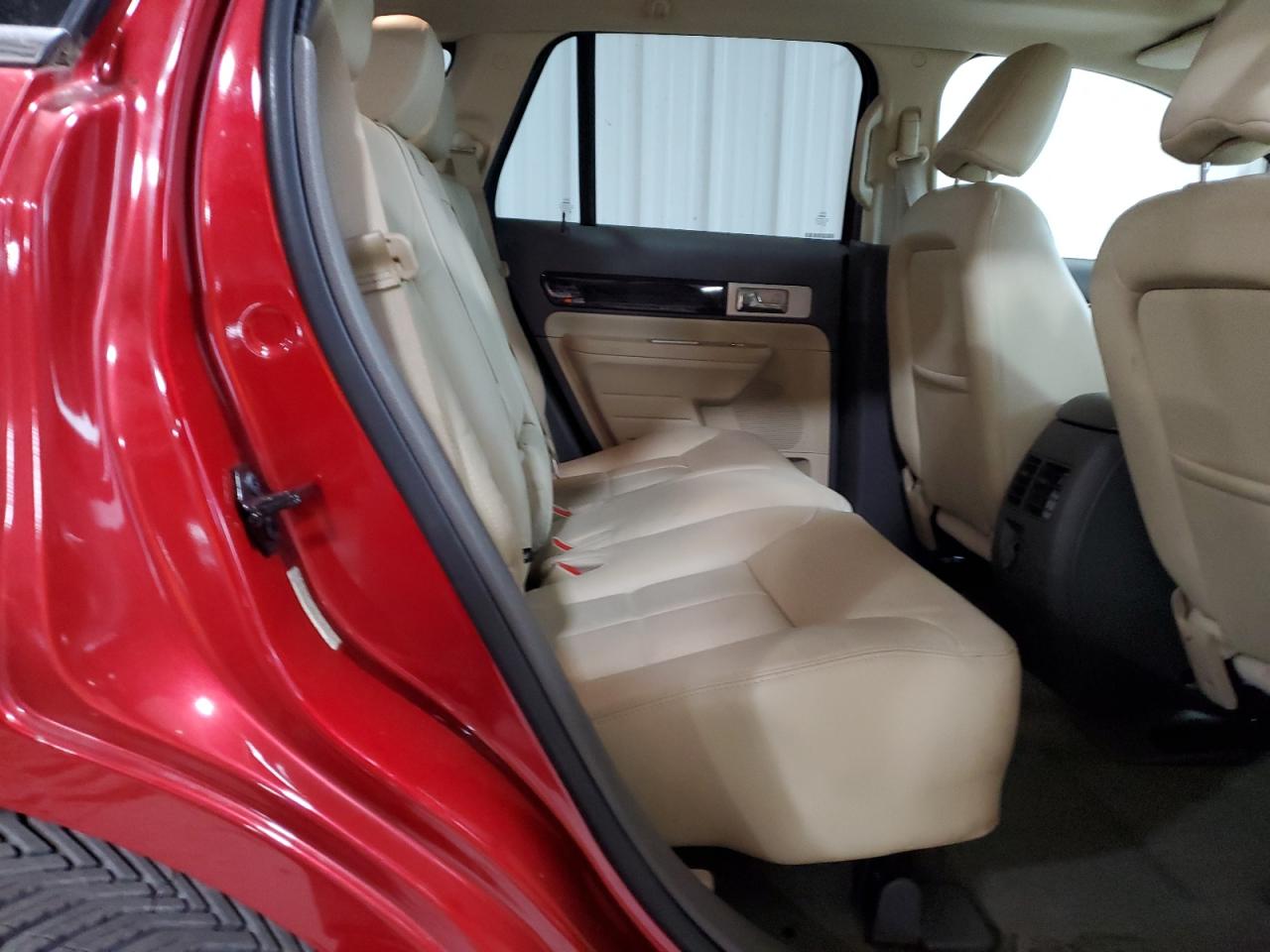 2010 Lincoln Mkx VIN: 2LMDJ8JCXABJ32995 Lot: 81666865