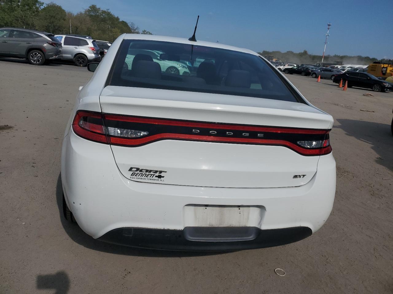 2015 Dodge Dart Sxt VIN: 1C3CDFBB3FD251717 Lot: 82158375