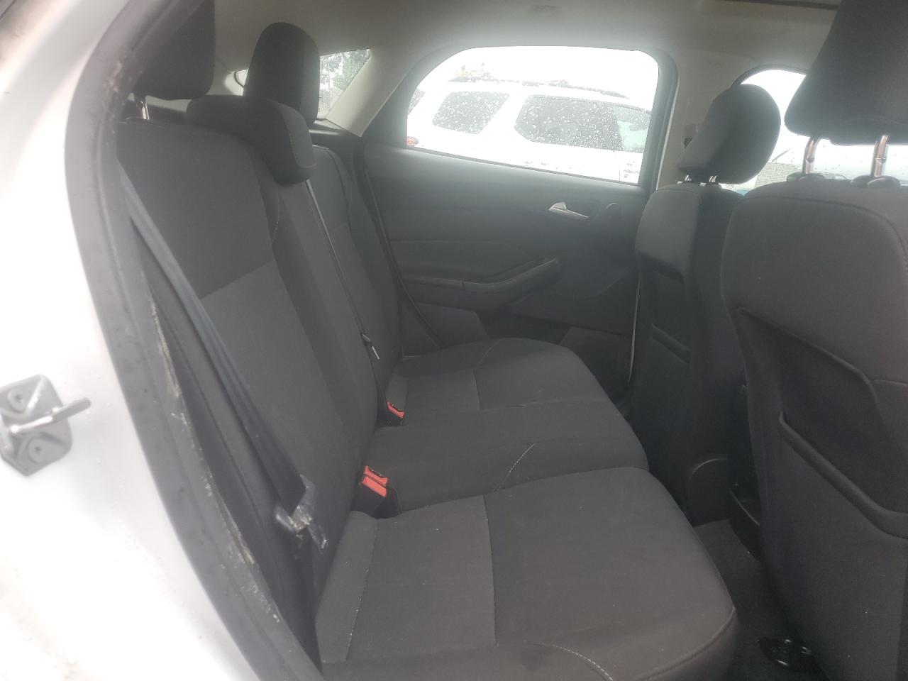 2017 Ford Focus Sel VIN: 1FADP3M2XHL230400 Lot: 80749465