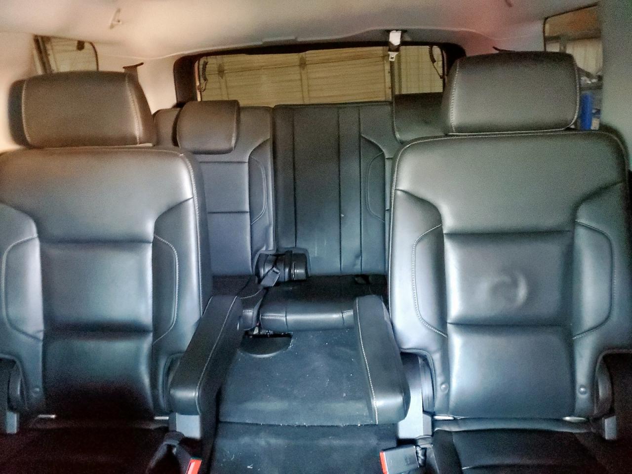 2019 Chevrolet Tahoe K1500 Lt VIN: 1GNSKBKC8KR104795 Lot: 81811545