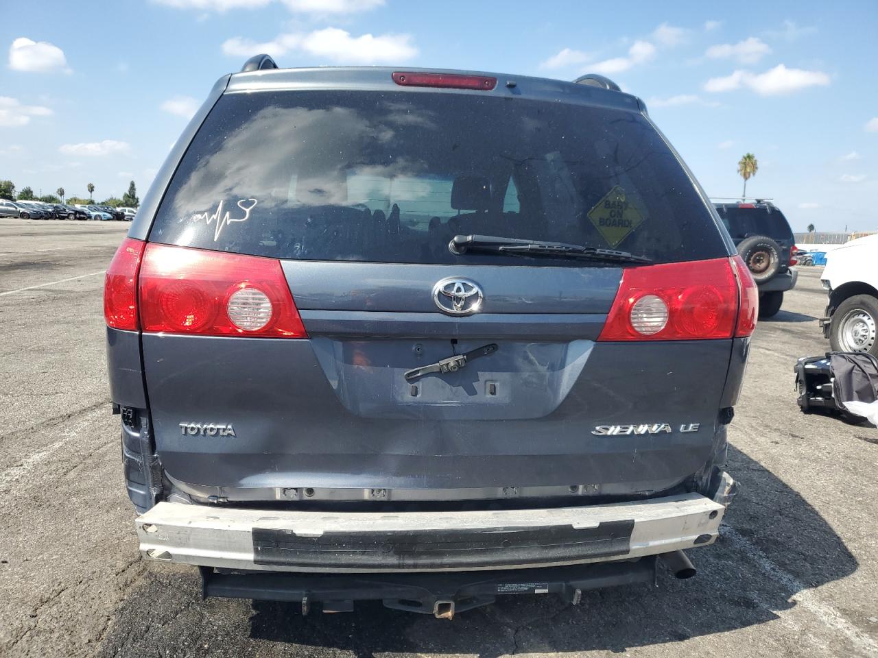 2008 Toyota Sienna Ce VIN: 5TDZK23C08S136575 Lot: 81926095