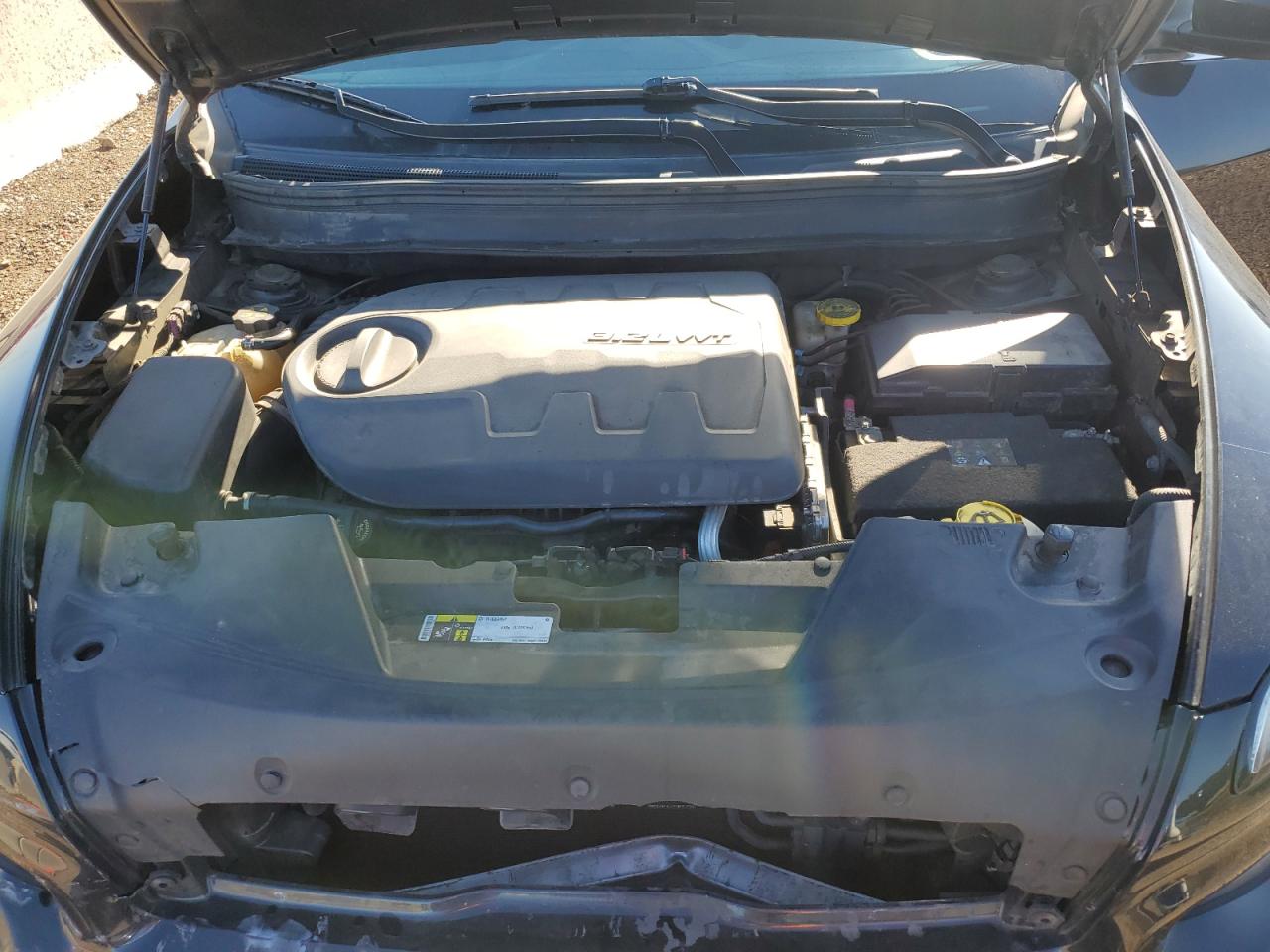 2014 Jeep Cherokee Latitude VIN: 1C4PJMCS9EW126037 Lot: 81090325