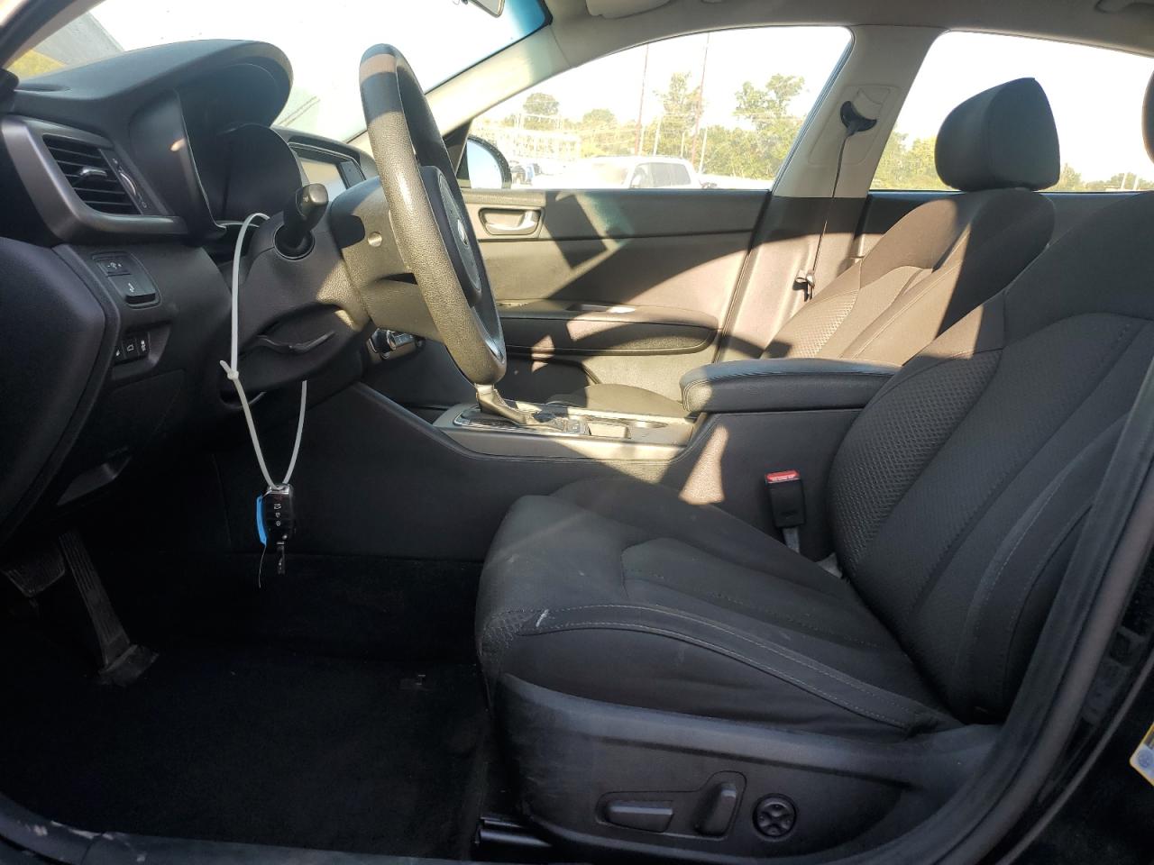 2017 Kia Optima Lx VIN: 5XXGT4L34HG168561 Lot: 80365605