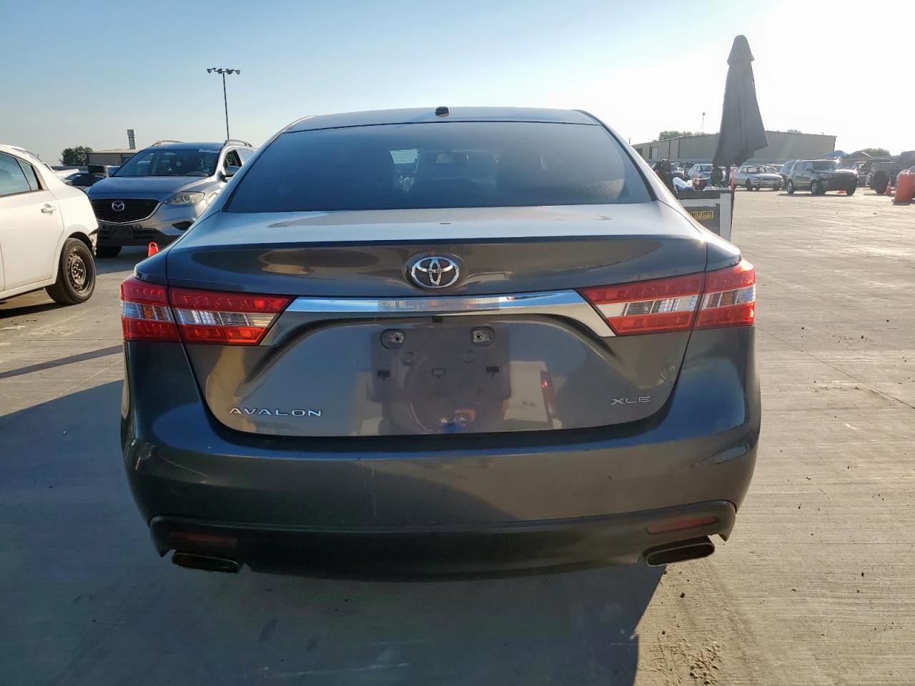 2015 Toyota Avalon Xle VIN: 4T1BK1EB2FU157643 Lot: 70988905