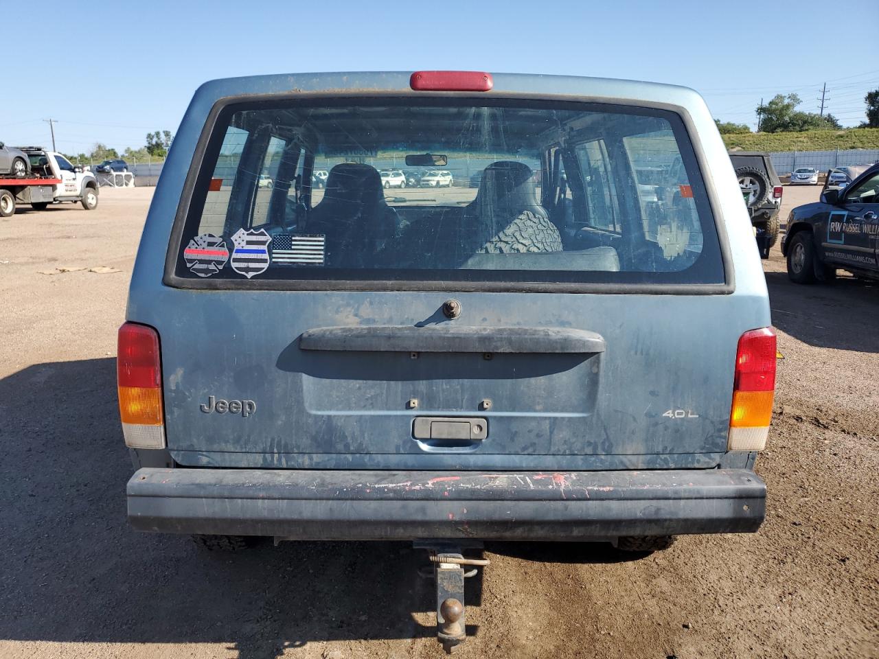 1998 Jeep Cherokee Se VIN: 1J4FJ28S9WL239945 Lot: 70387245