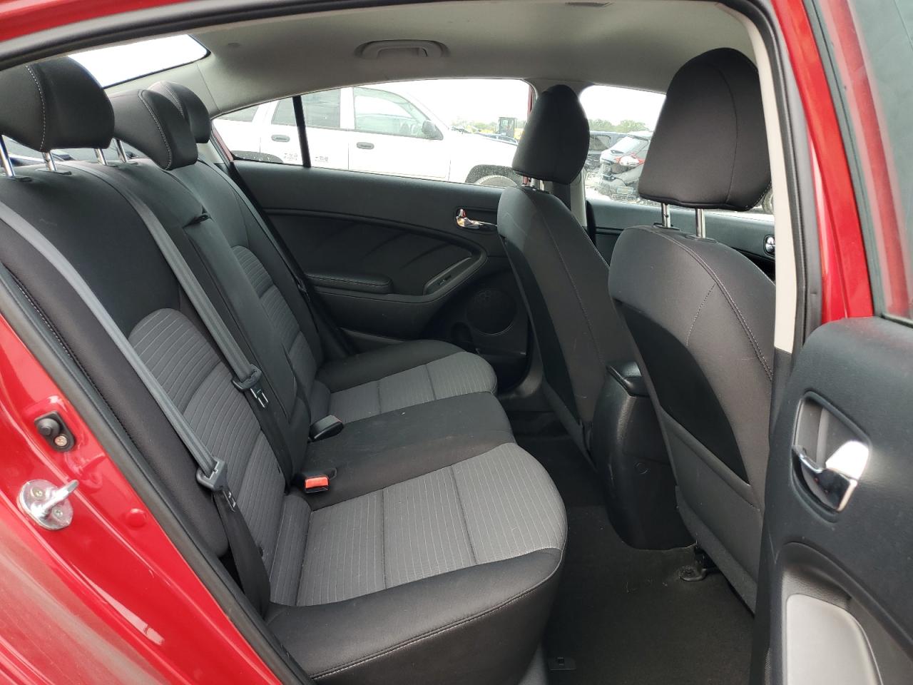 2015 Kia Forte Lx VIN: KNAFX4A66F5427157 Lot: 84704795