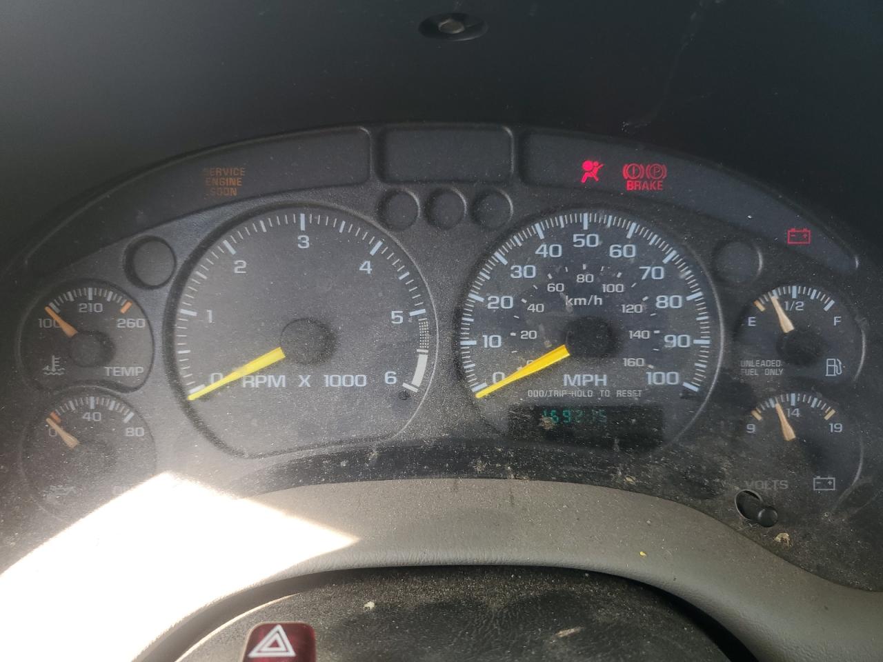 1999 GMC Jimmy VIN: 1GKDT13W2X2508777 Lot: 81113365