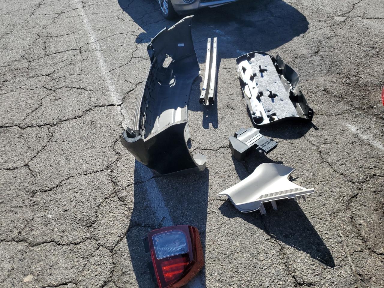 2015 Jeep Compass Sport VIN: 1C4NJCBA7FD367389 Lot: 71221885