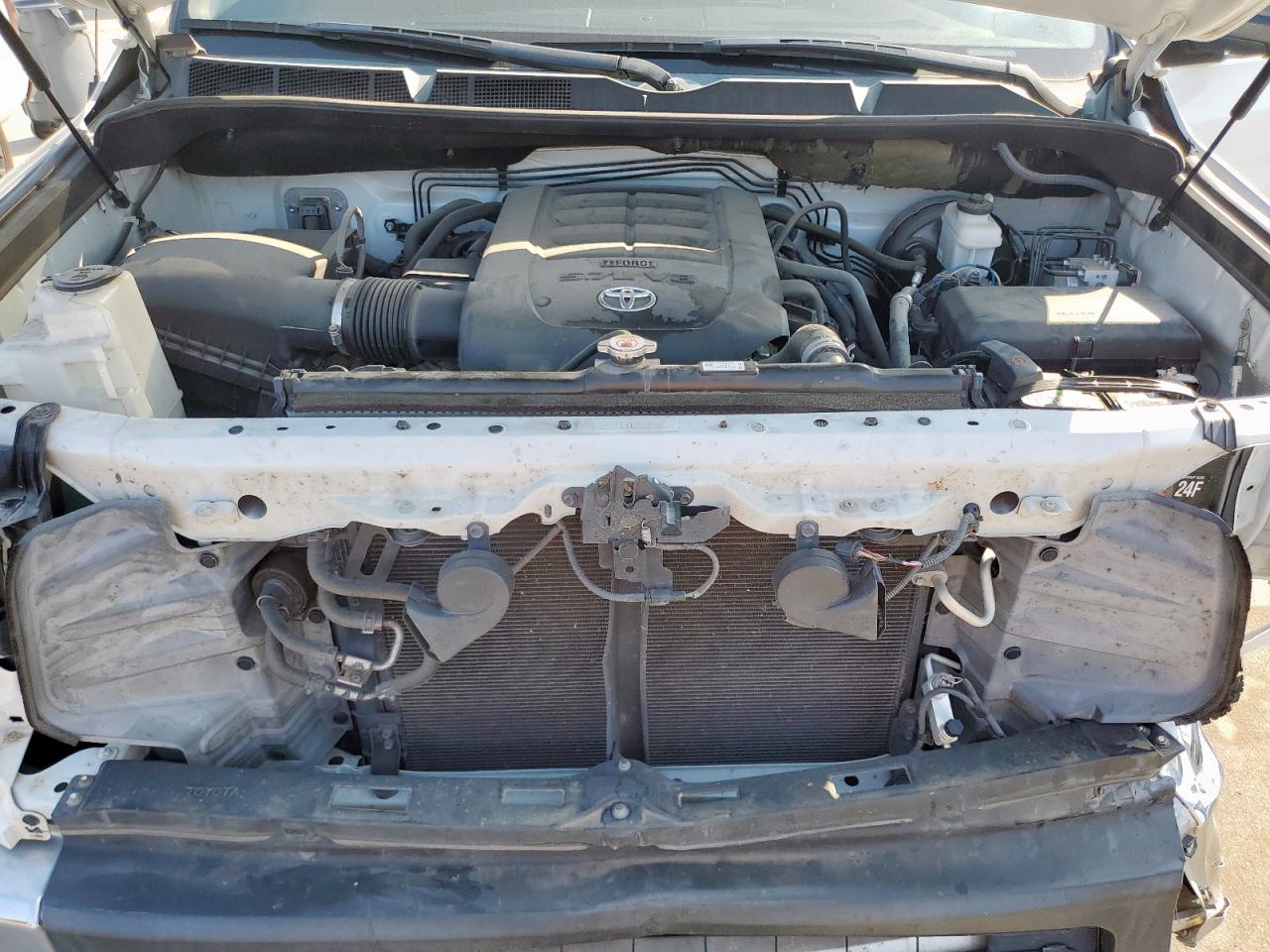 2018 Toyota Tundra Crewmax Sr5 VIN: 5TFDW5F12JX752725 Lot: 80577255