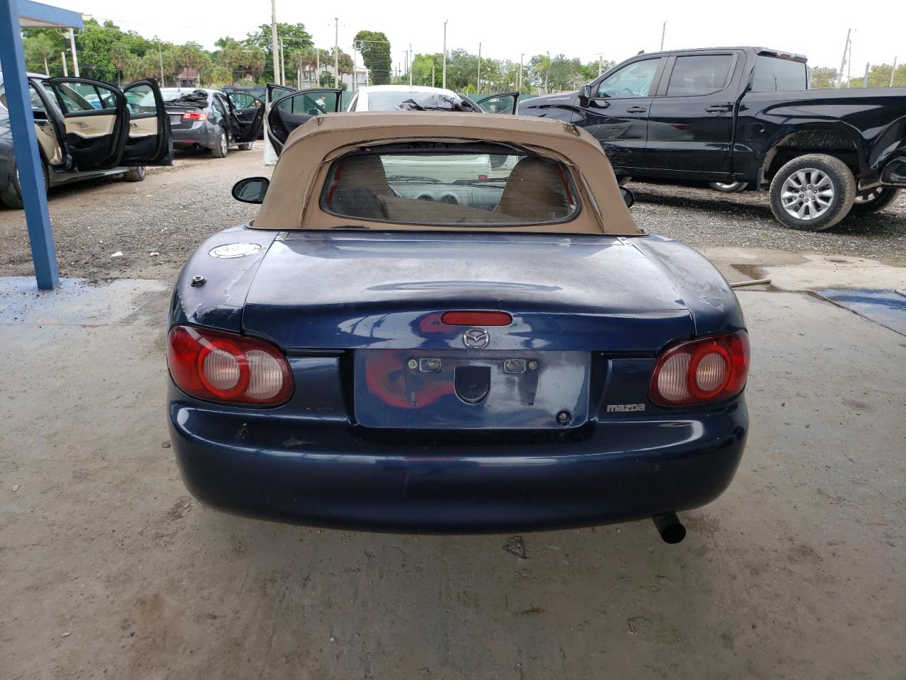 2002 Mazda Mx-5 Miata Base VIN: JM1NB353320219915 Lot: 81365615