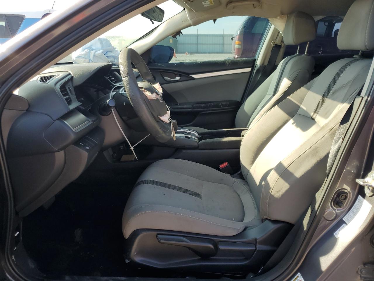 2018 Honda Civic Lx VIN: 2HGFC2F5XJH556315 Lot: 70889475