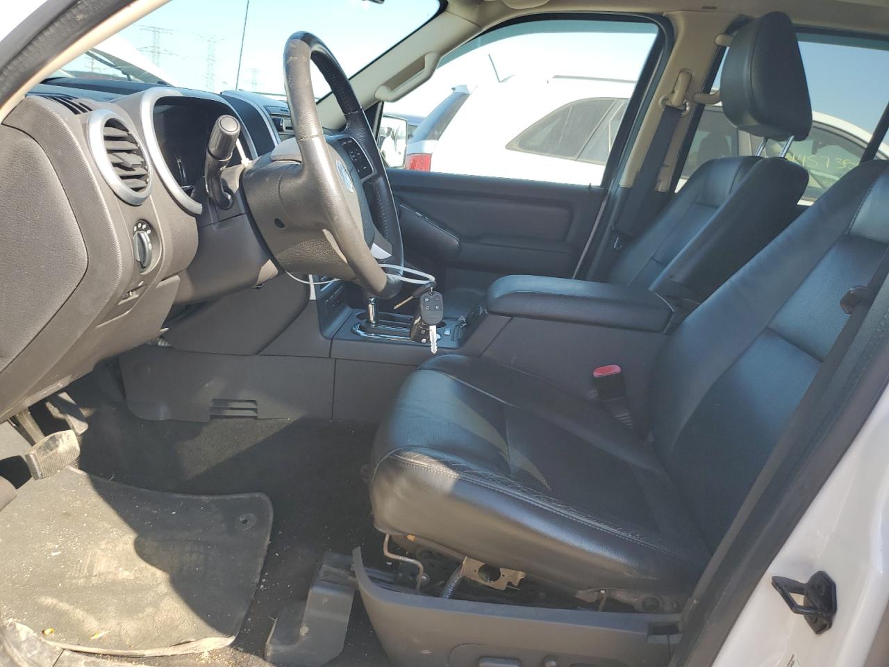 2010 Mercury Mountaineer Premier VIN: 4M2EN4J80AUJ02955 Lot: 81856615