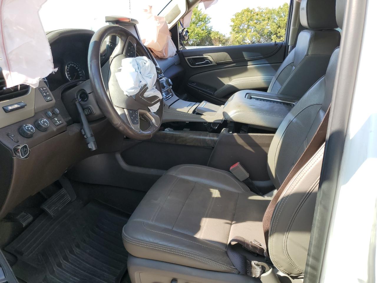 2018 GMC Yukon Xl Denali VIN: 1GKS2HKJ3JR167400 Lot: 67409285