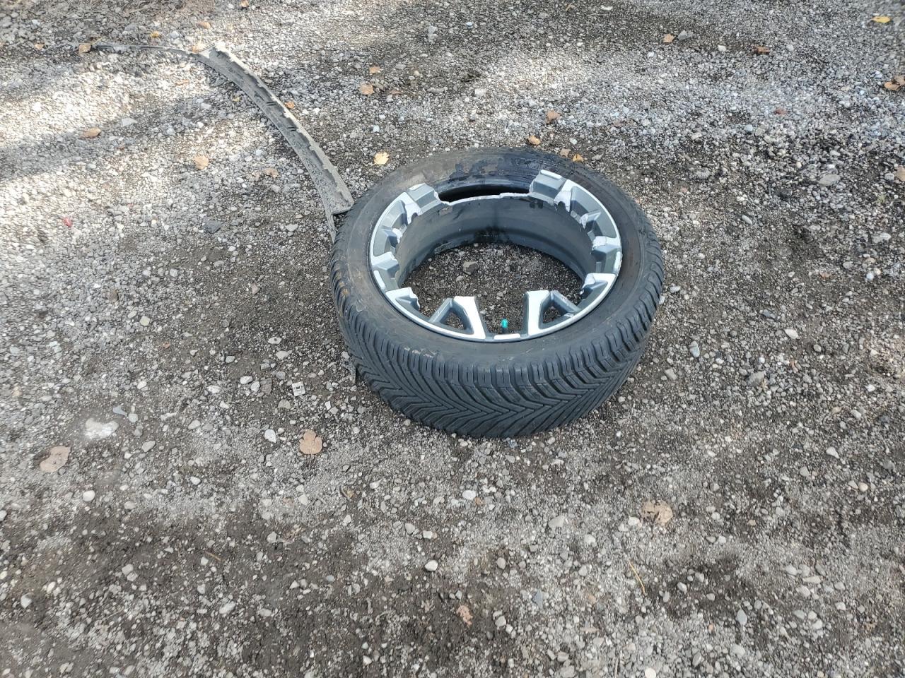 2021 Kia Seltos Sx VIN: KNDETCA24M7086117 Lot: 81235035