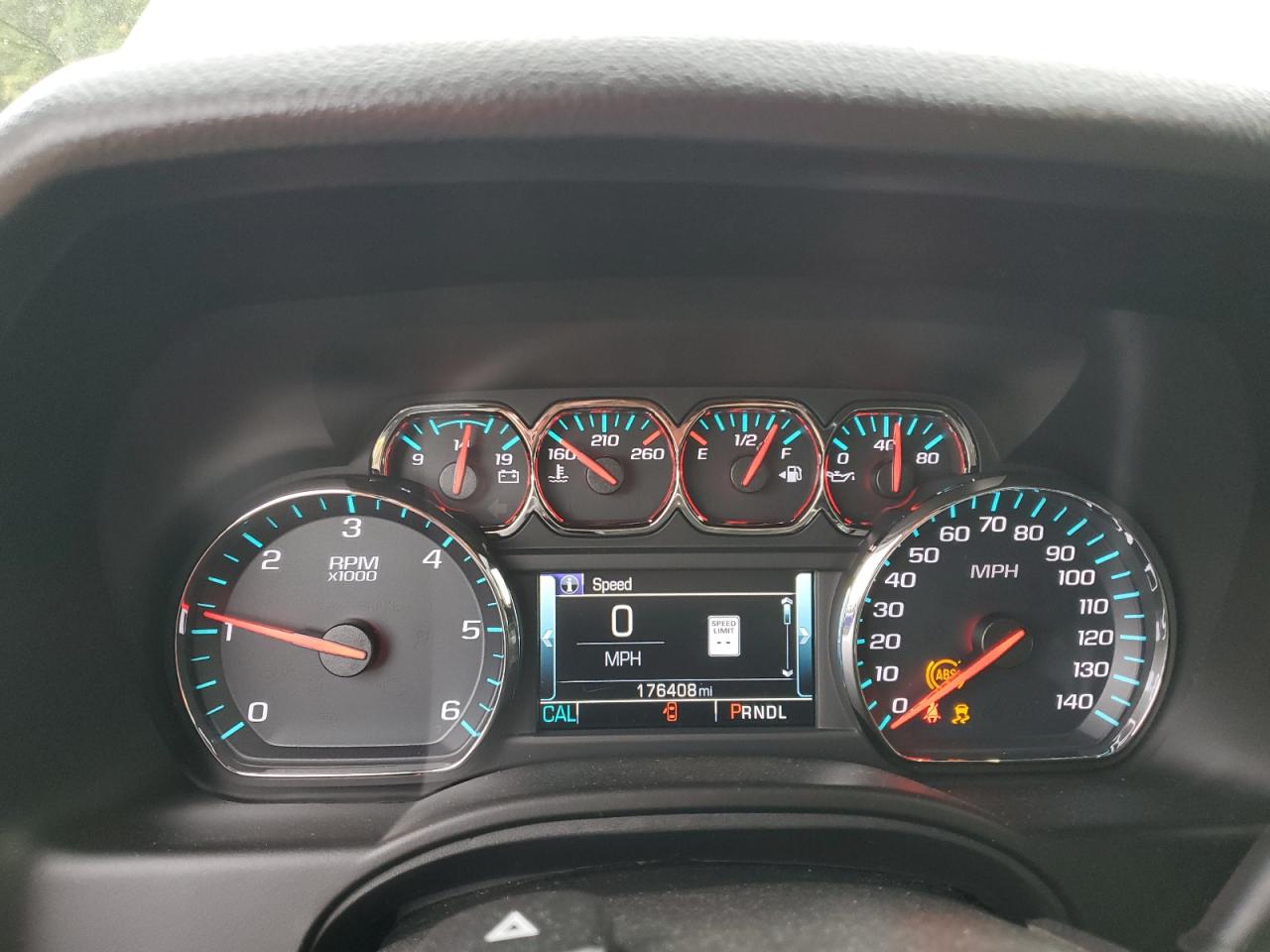 2019 Chevrolet Suburban K1500 Lt VIN: 1GNSKHKC4KR140812 Lot: 80847375