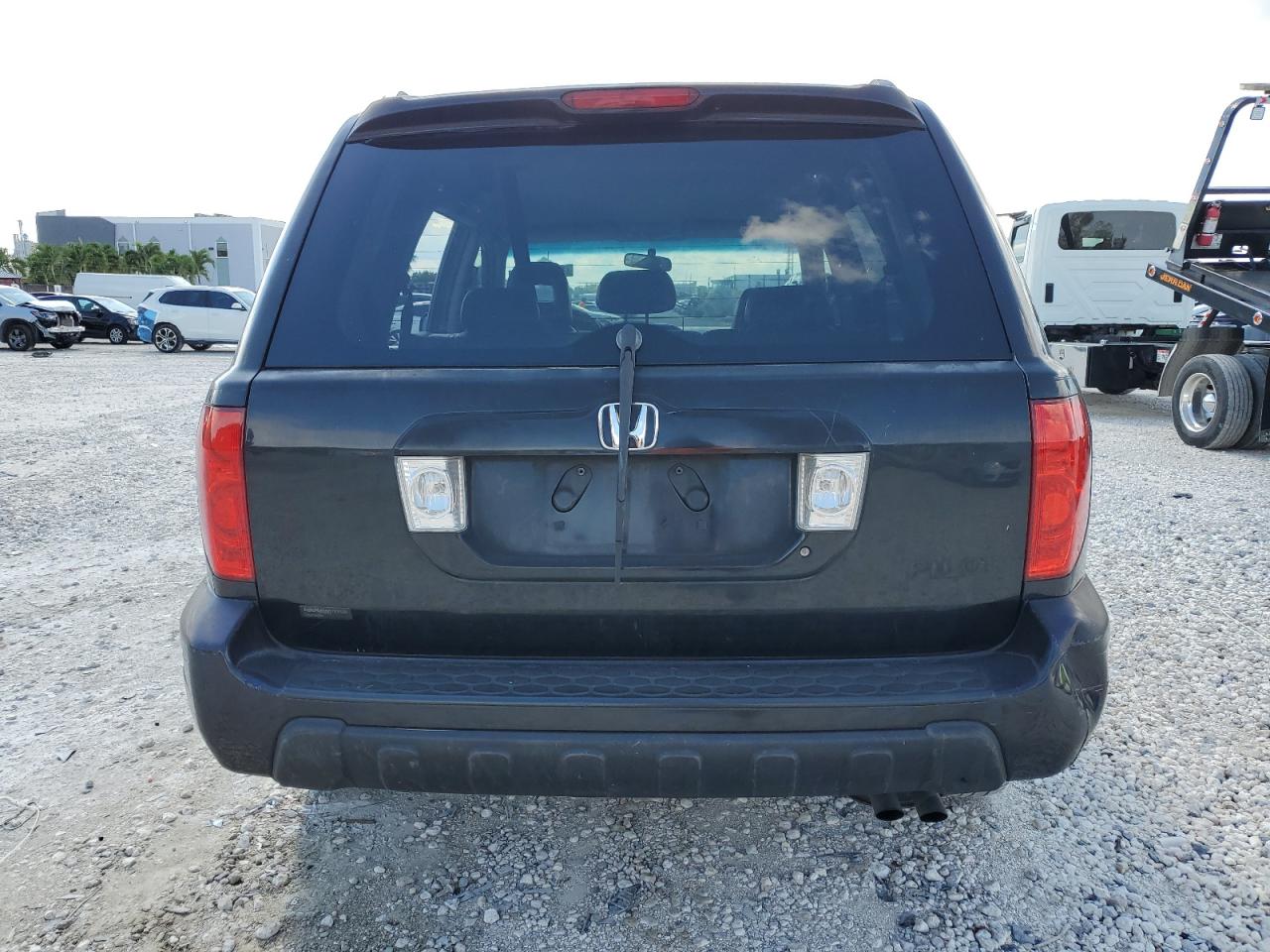 2004 Honda Pilot Exl VIN: 2HKYF18594H558493 Lot: 80938495