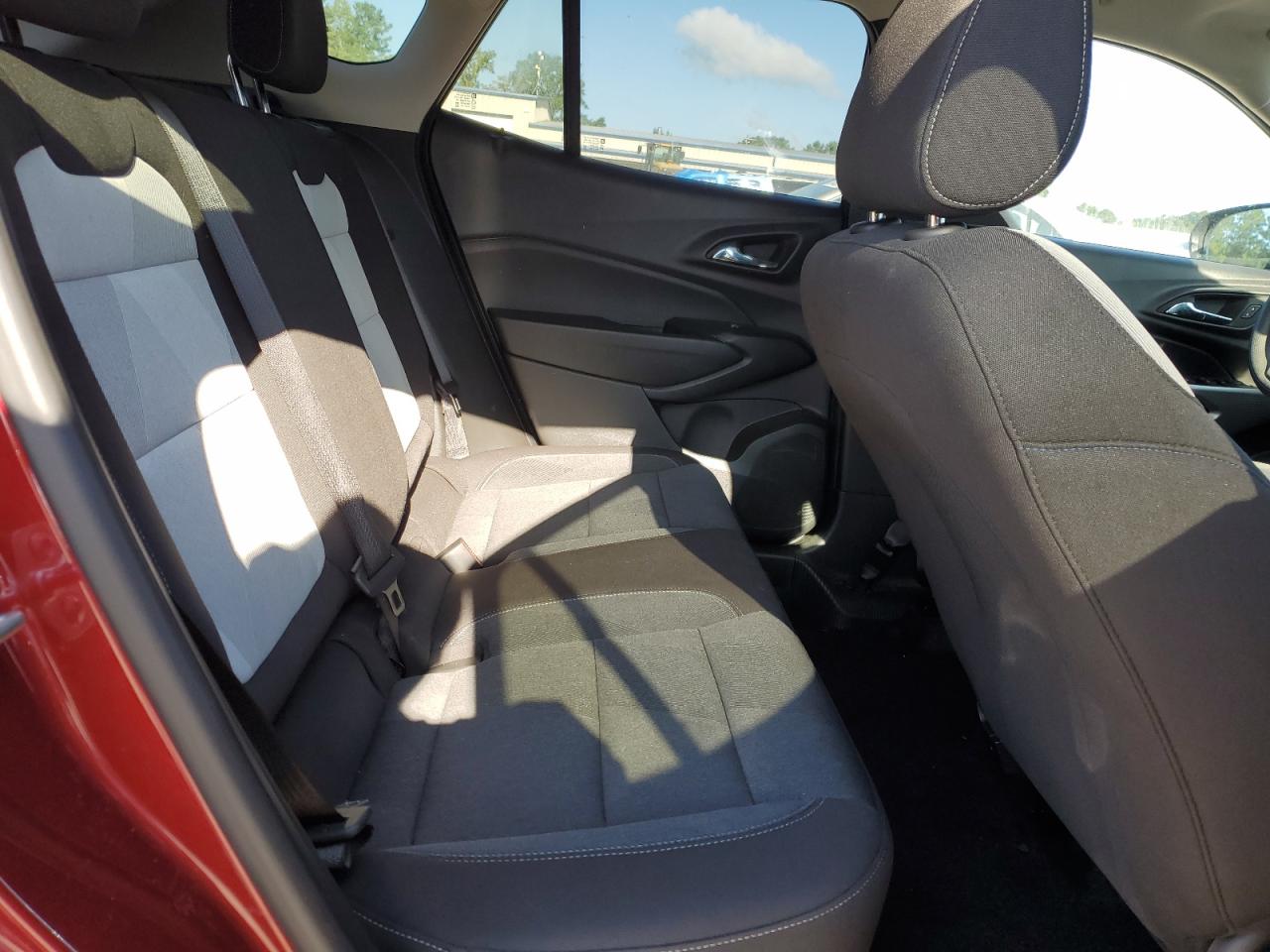 2025 Chevrolet Trax Ls VIN: KL77LFEP1SC222365 Lot: 80314915