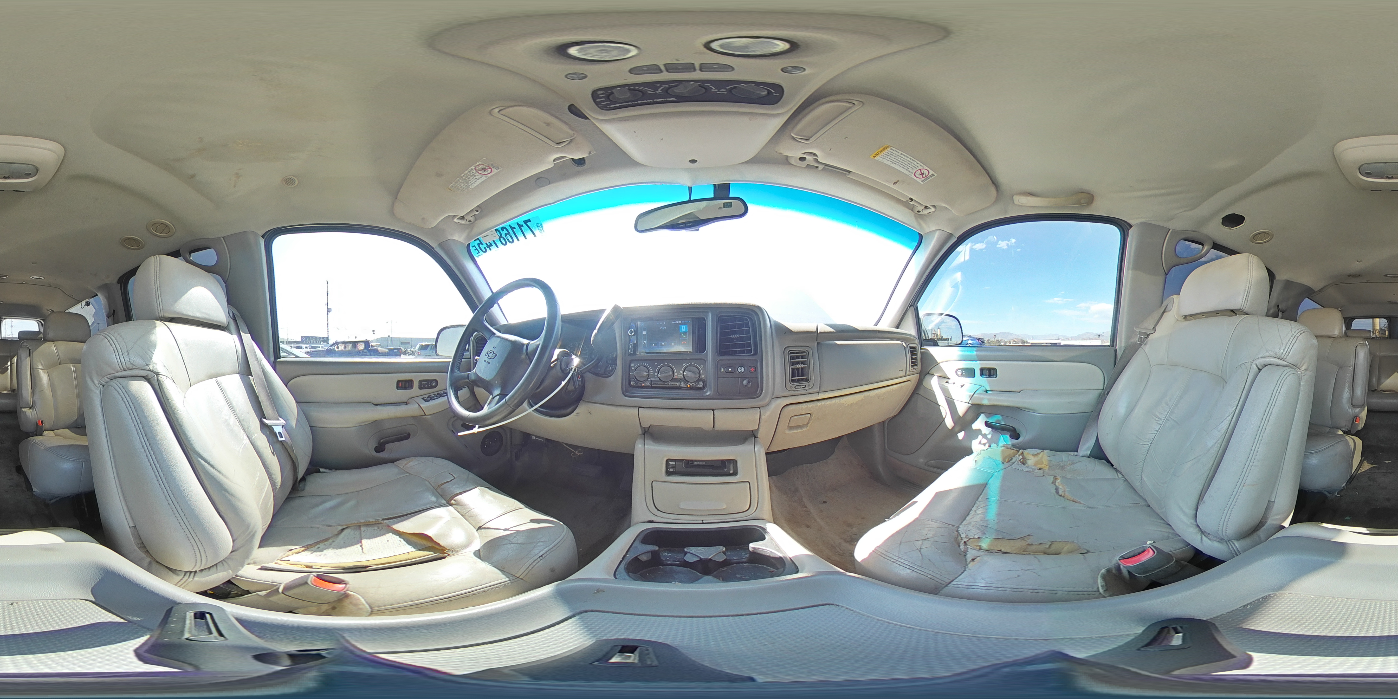 2001 Chevrolet Suburban K1500 VIN: 3GNFK16T31G133044 Lot: 71168145