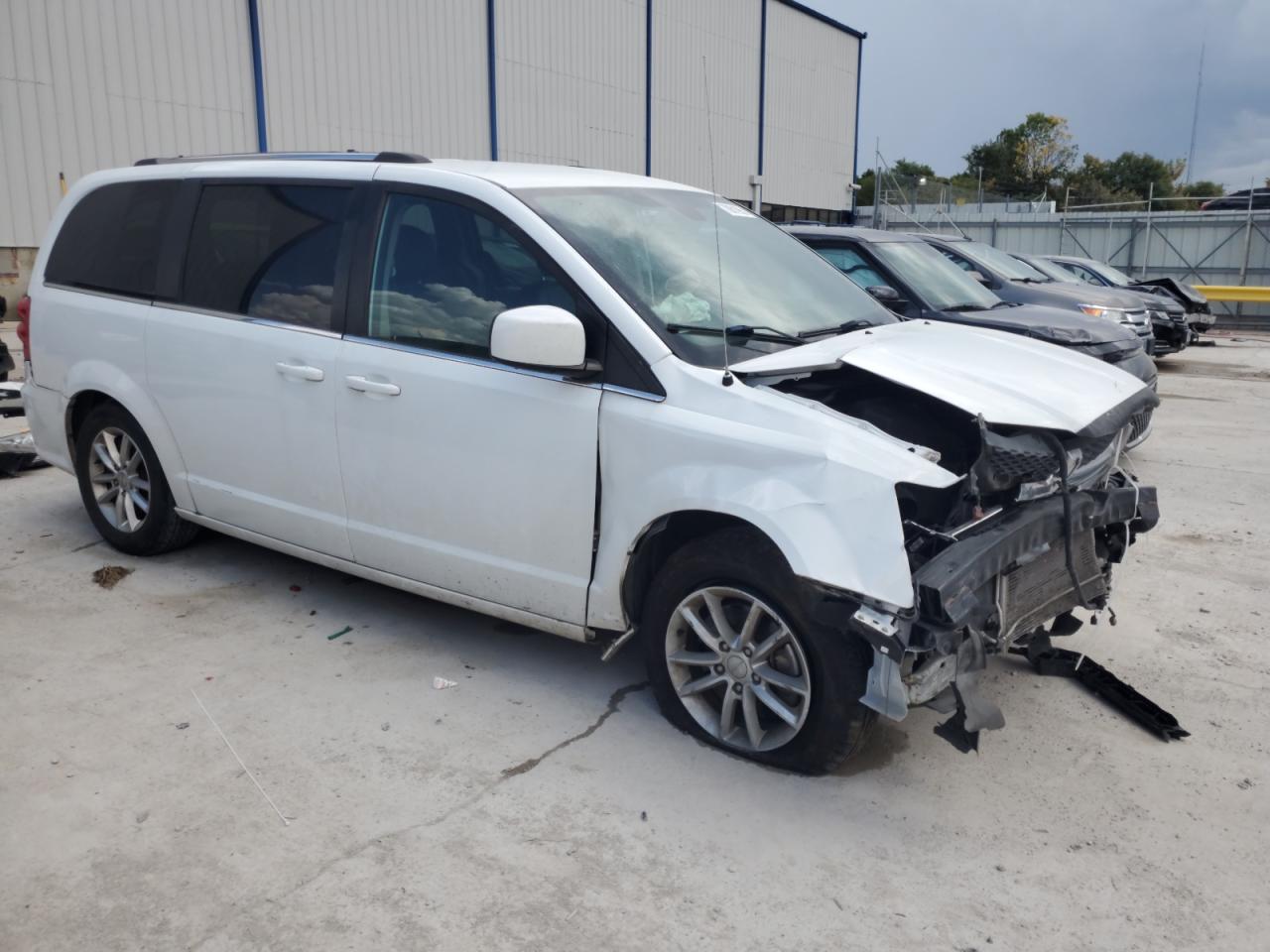 2020 Dodge Grand Caravan Sxt VIN: 2C4RDGCG1LR207620 Lot: 70861985