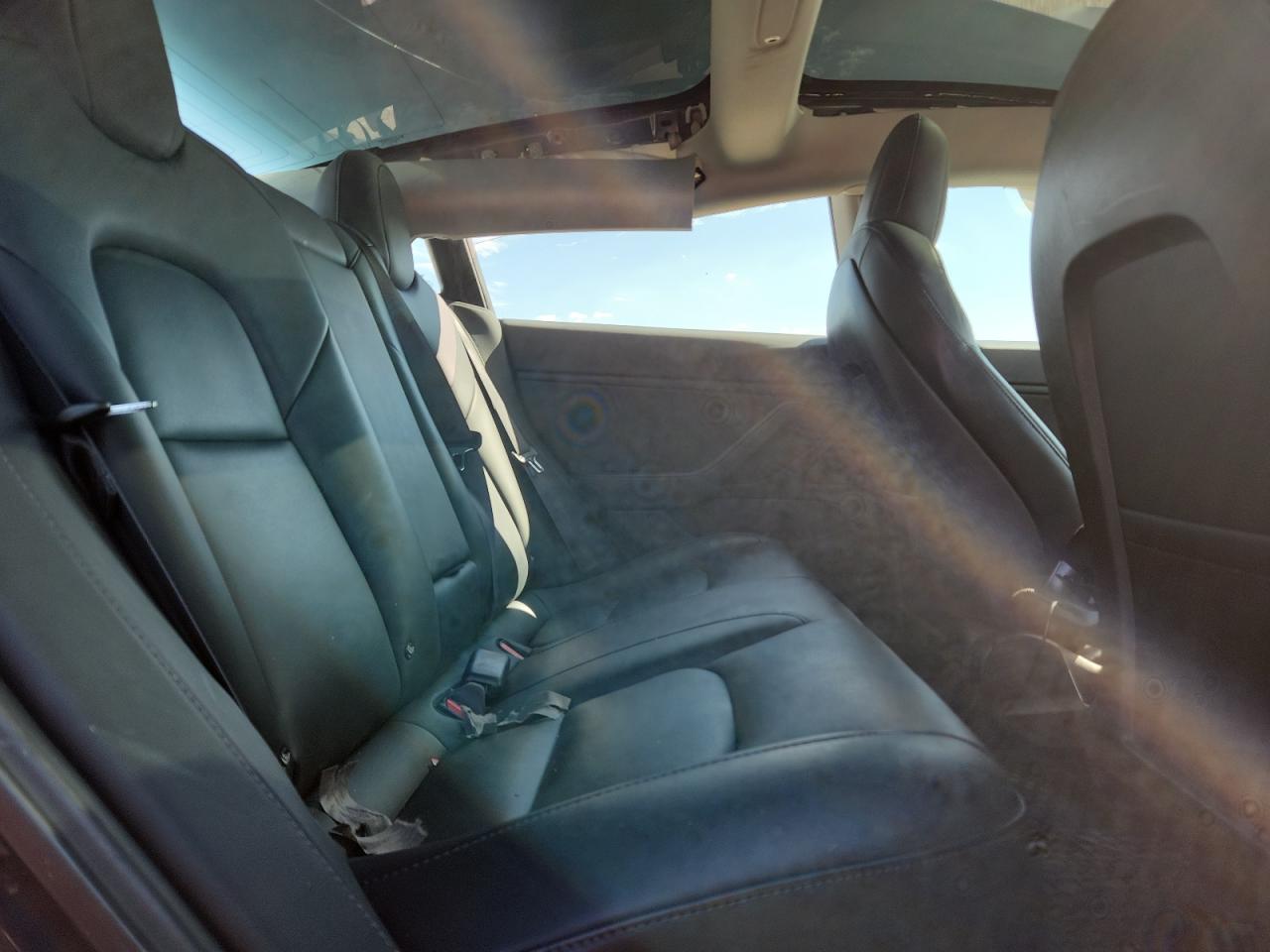 2018 Tesla Model 3 VIN: 5YJ3E1EB7JF128348 Lot: 82078375