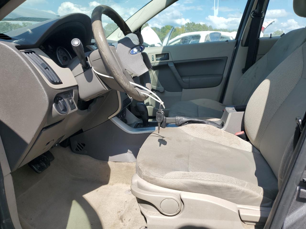 2010 Ford Focus S VIN: 1FAHP3EN9AW139343 Lot: 84612915