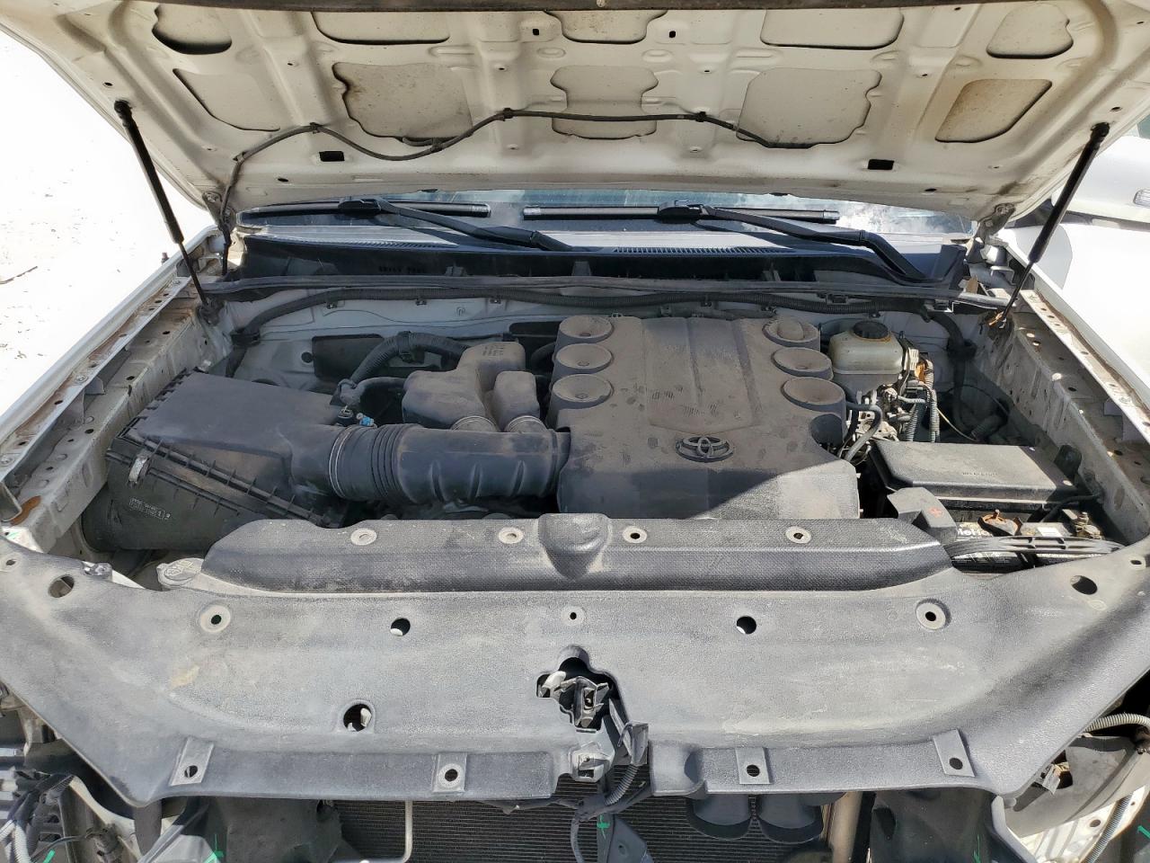 2011 Toyota 4Runner Sr5 VIN: JTEZU5JR4B5017276 Lot: 81840315