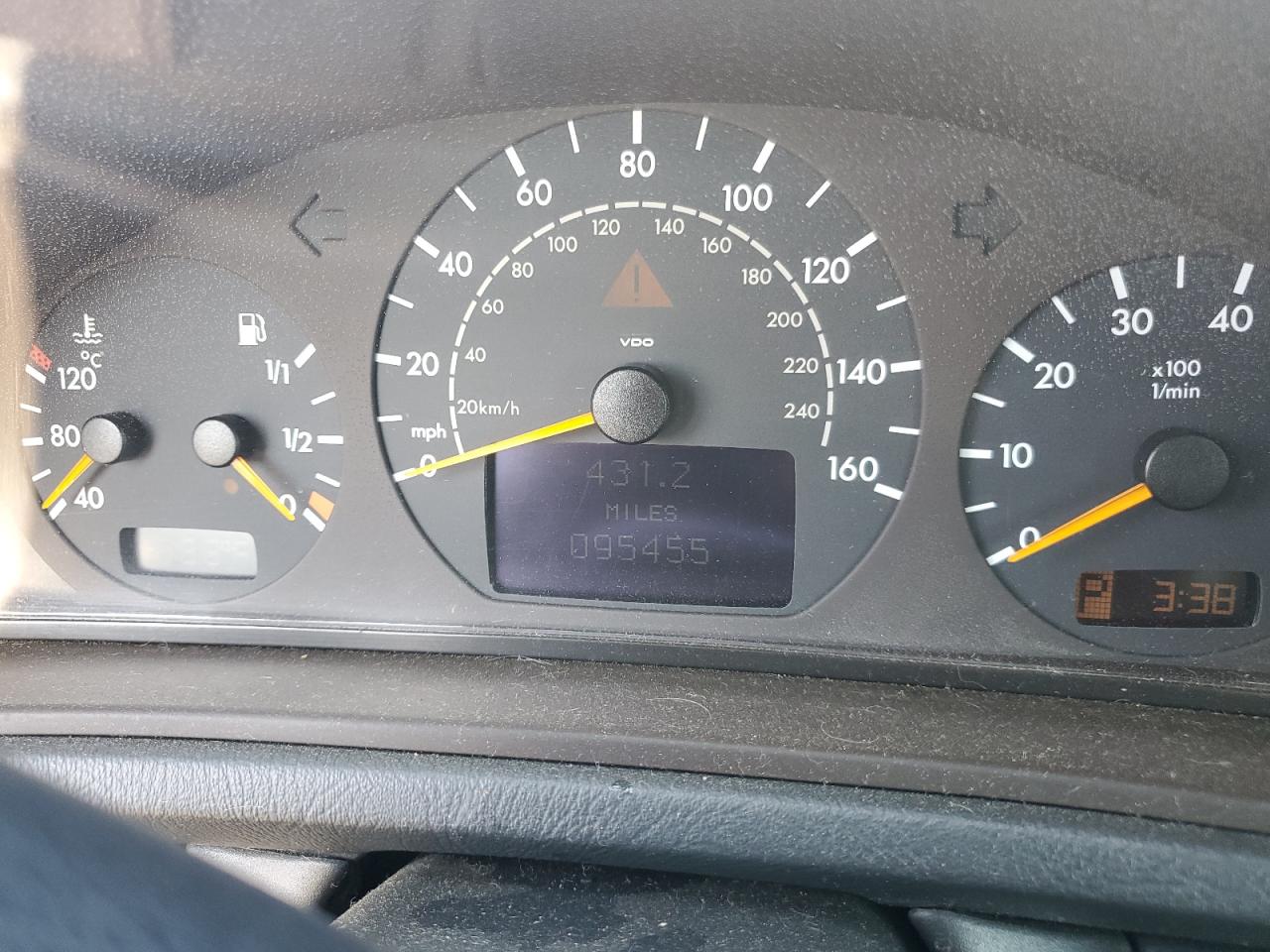 2002 Mercedes-Benz Clk 320 VIN: WDBLK65G92T116202 Lot: 84285605