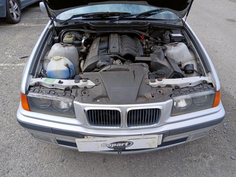 1998 BMW 323I SE 
